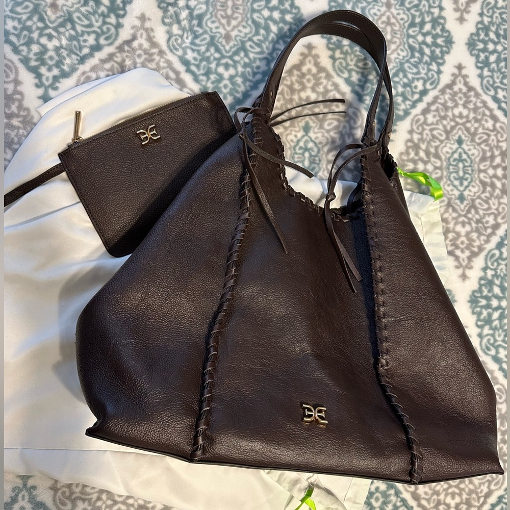 Sam Edelman Sylvia Large Whipstitch Expandable Tobo